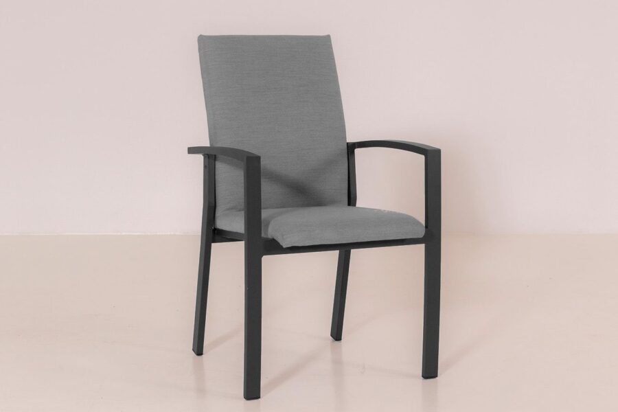 Flow Cozy dining chair